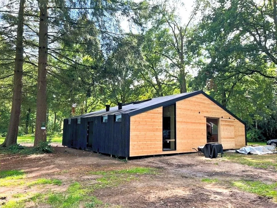 Koka karkasa privātmājas un rindu mājas